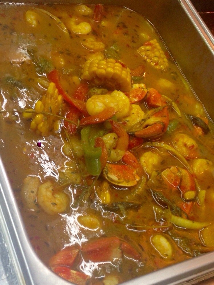 Curry shrimp seafood pan